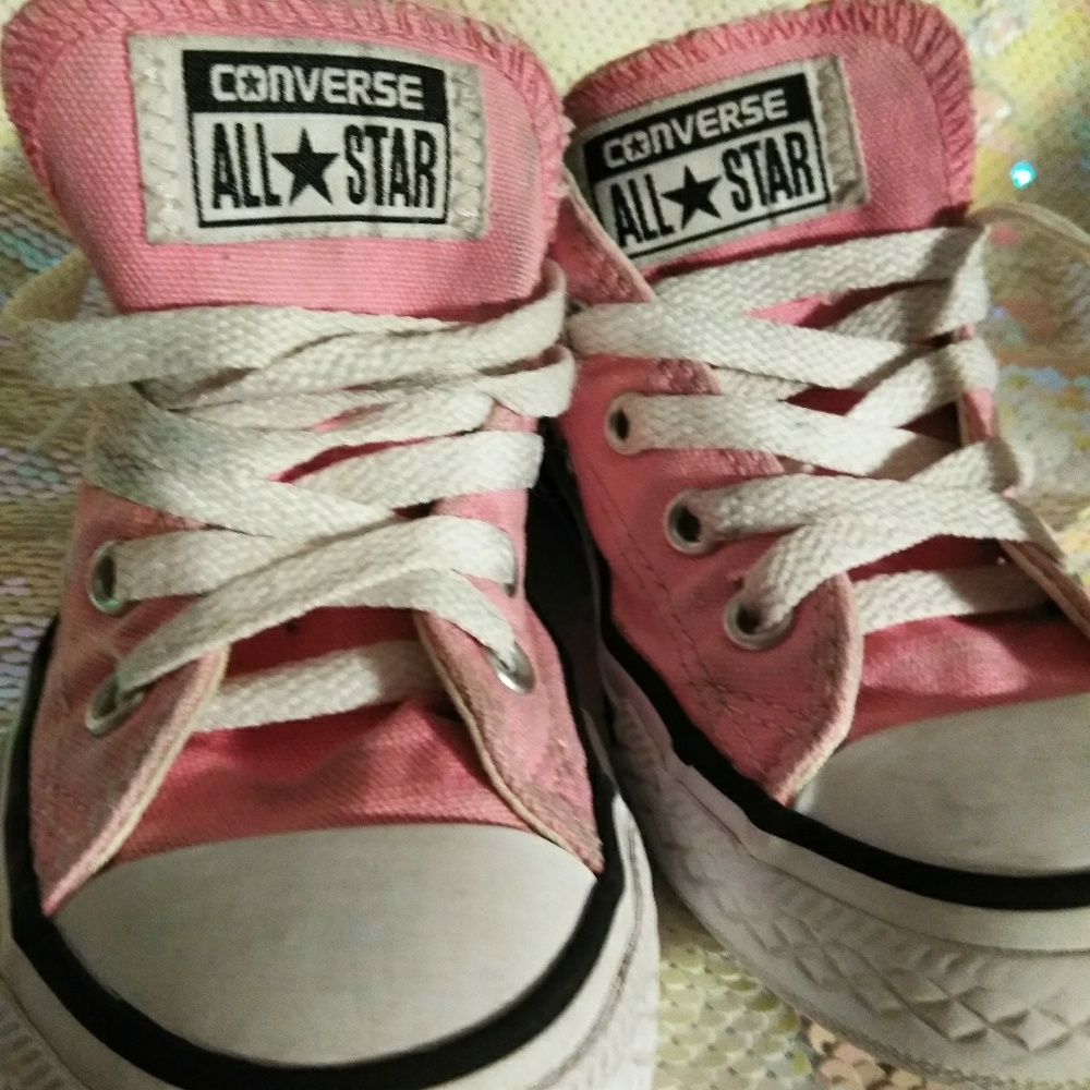 low cut pink converse girls size 11/12